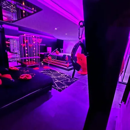 Les Secrets Love hotel *